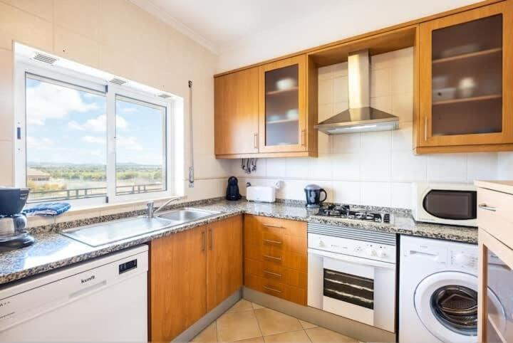 Apartment Alfarmar - Pool, Beach Only A Few Minutes Away Albufeira Exterior foto